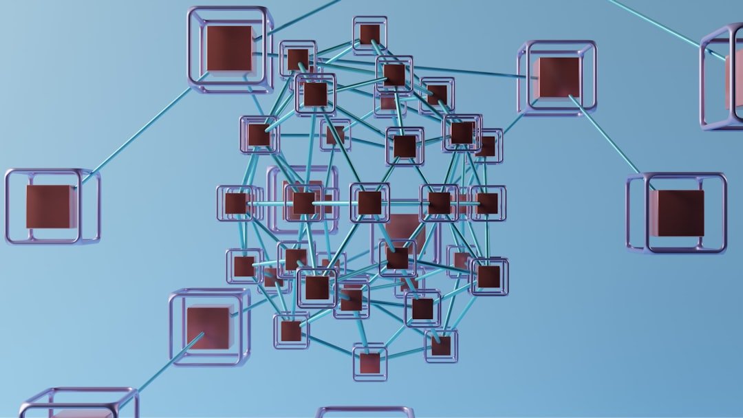 Brain diagram showing information processing pathways with chunked versus fragmented information flow patterns